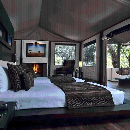 Ngerende Island Lodge (Adults Only) Масаи-Мара Экстерьер фото